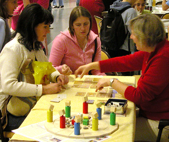 Am Stand von VIA-Spiele